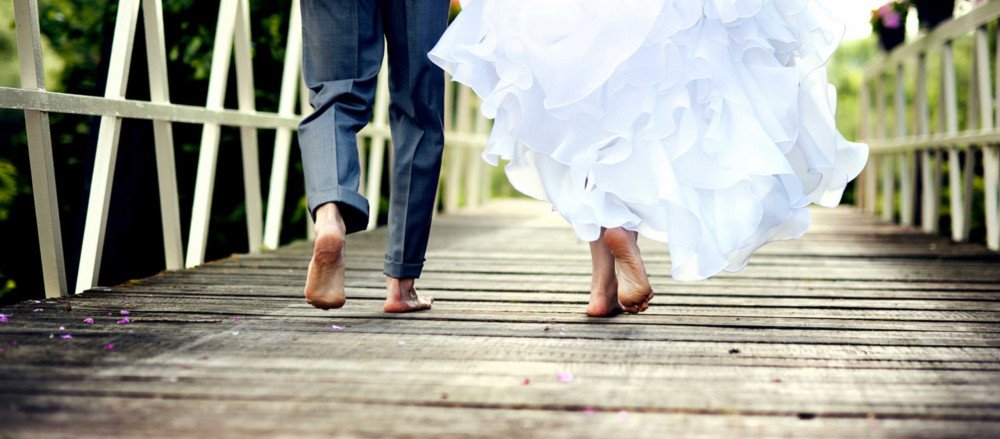Tips hur du får ett billigare bröllop